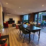 Downtown Hideaway, Grand Deluxe 4*