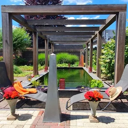 Downtown Hideaway, Grand Deluxe