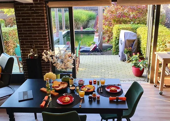 Downtown Hideaway, Grand Deluxe Bed & Breakfast Eindhoven