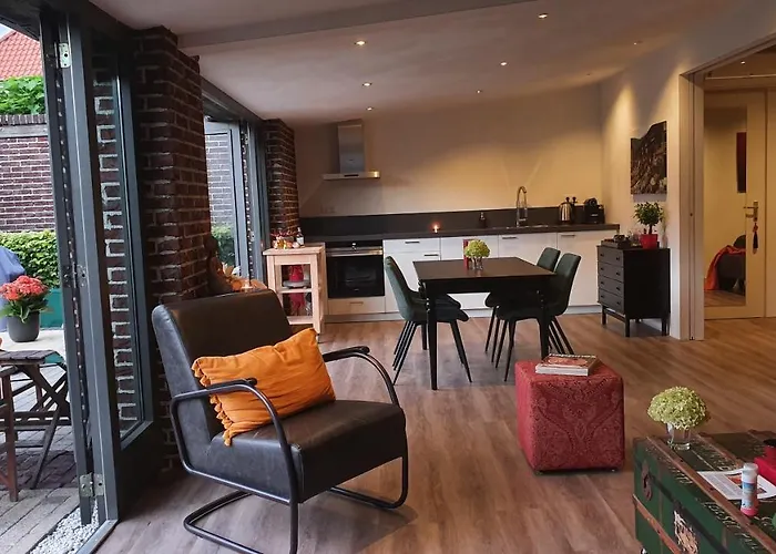 Bed and Breakfast Downtown Hideaway, Grand Deluxe Αϊντχόφεν