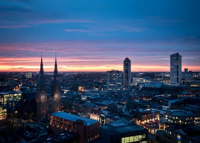 Downtown Hideaway, Grand Deluxe